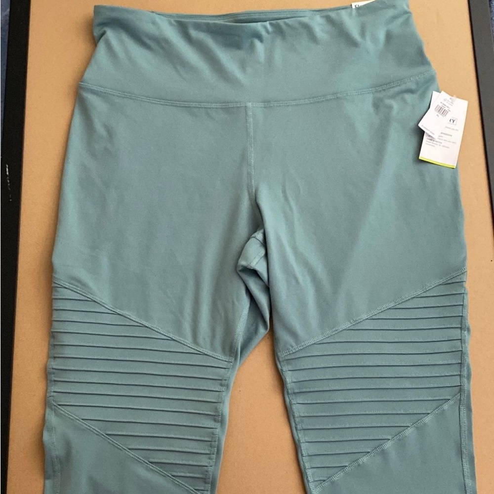 Old Navy XL Elevate Legging